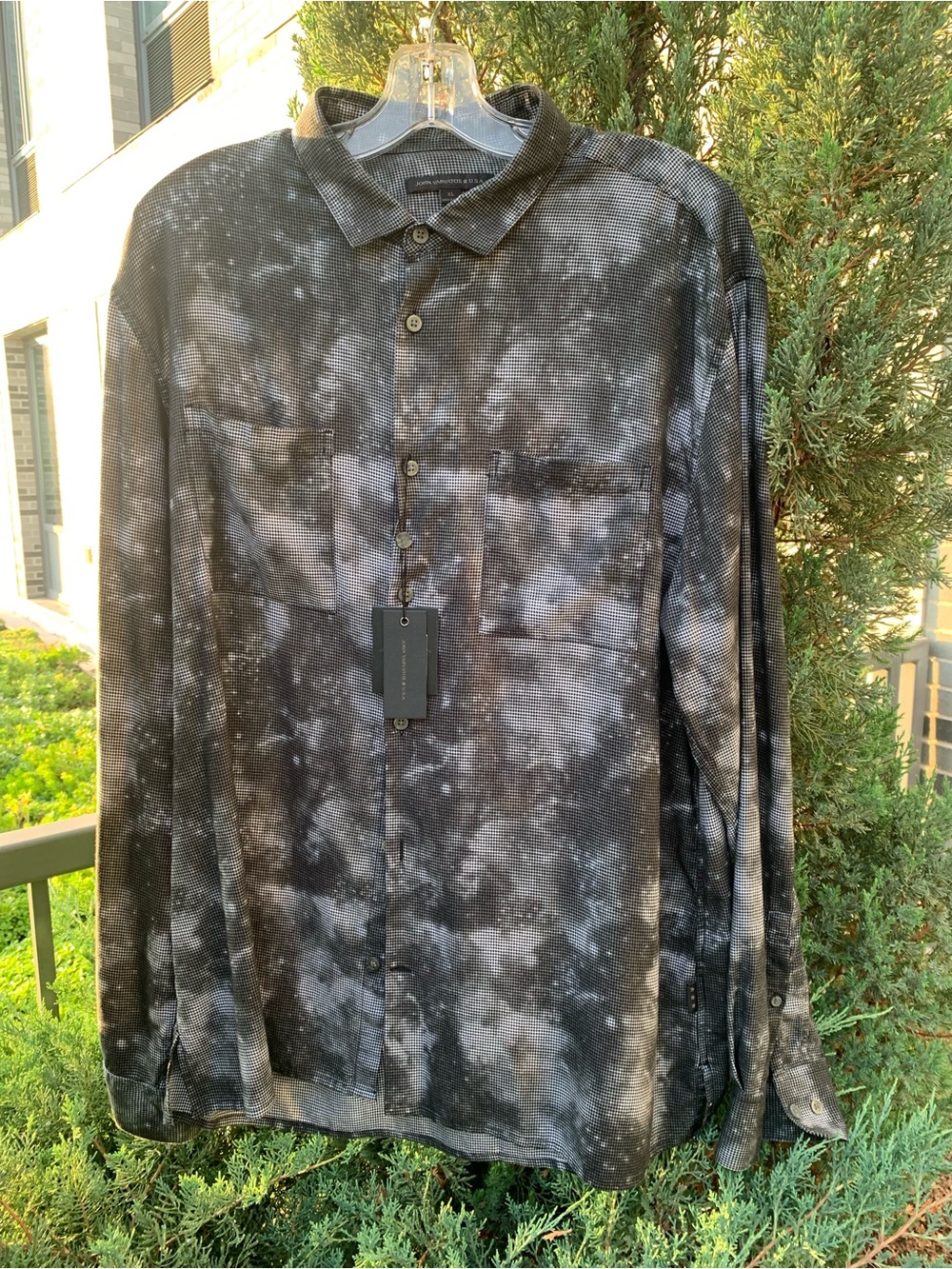 ⭐️John Varvatos Black and Charcoal Digital Cloud Print Button-Down Shirt⭐️